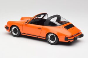 Porsche 911 930 Carrera 3.2 Targa Оранжев Minichamps 1:18 100063064 Метал — снимка 7 от 8