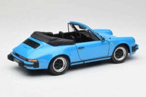 Porsche 911 930 Carrera Кабриолет Синьо Minichamps 1:18 100063032 Метал — снимка 3 от 8