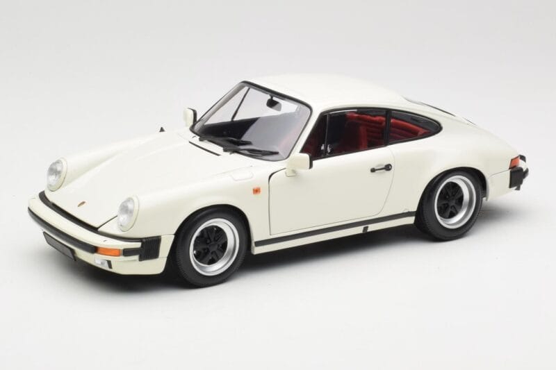 Porsche 911 930 Carrera 3.2 Grand Prix White Minichamps 1:18 100063024 Метал