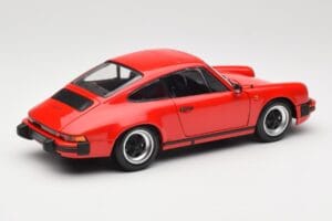 Porsche 911 930 Carrera 3.2 Guards Red Minichamps 1:18 100063021 Метал — снимка 3 от 8