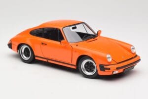 Porsche 911 930 Carrera 3.2 Signal Orange Minichamps 1:18 100063025 Метал — снимка 6 от 8