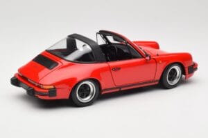 Porsche 911 930 Carrera Targa 3.2 Guards Red Minichamps 1:18 100063061 Метал — снимка 4 от 9