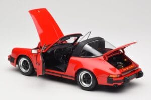 Porsche 911 930 Carrera Targa 3.2 Guards Red Minichamps 1:18 100063061 Метал — снимка 6 от 9