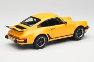 Porsche 911 930 Turbo 3.0 Жълт Norev 1:18 187579 Метал — снимка 3 от 8