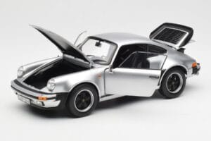 Porsche 911 930 Turbo 3.3 Сребрист Norev 1:18 187574 Метал — снимка 2 от 8
