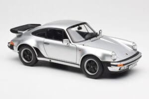 Porsche 911 930 Turbo 3.3 Сребрист Norev 1:18 187574 Метал — снимка 6 от 8