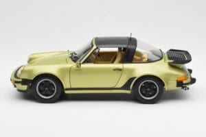 Porsche 911 930 Turbo Targa Зелен Металик Norev 1:18 187526 Метал — снимка 5 от 10