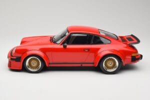 Porsche 911 934 RSR Червен 1976 Minichamps 1:12 125766400 Метал — снимка 3 от 6