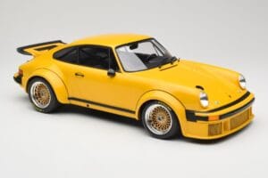 Porsche 911 934 RSR Жълт 1976 Minichamps 1:12 125766401 Метал — снимка 4 от 6