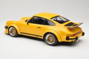 Porsche 911 934 RSR Жълт 1976 Minichamps 1:12 125766401 Метал — снимка 5 от 6