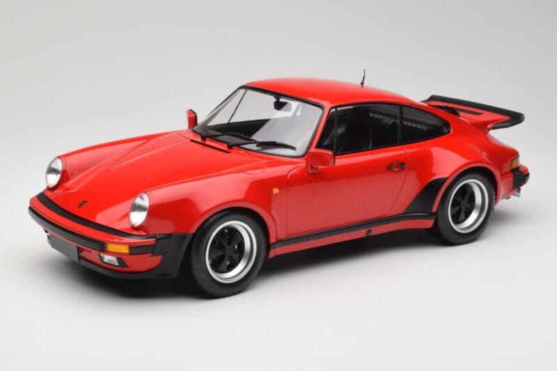 Porsche 911 934 Turbo Червен 1977 Minichamps 1:12 125066100 Метал