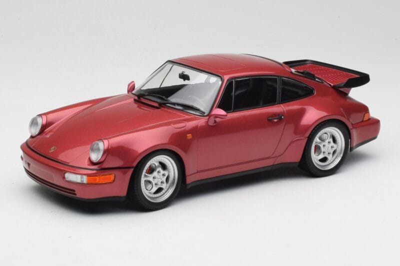 Porsche 911 964 Turbo Червен Minichamps 1:18 155069102 Метал
