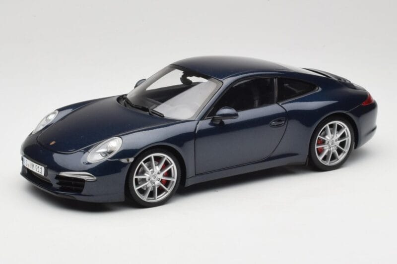 Porsche 911 991 Carrera S Blue Metallic Minichamps 1:18 WAP0210200C Метал