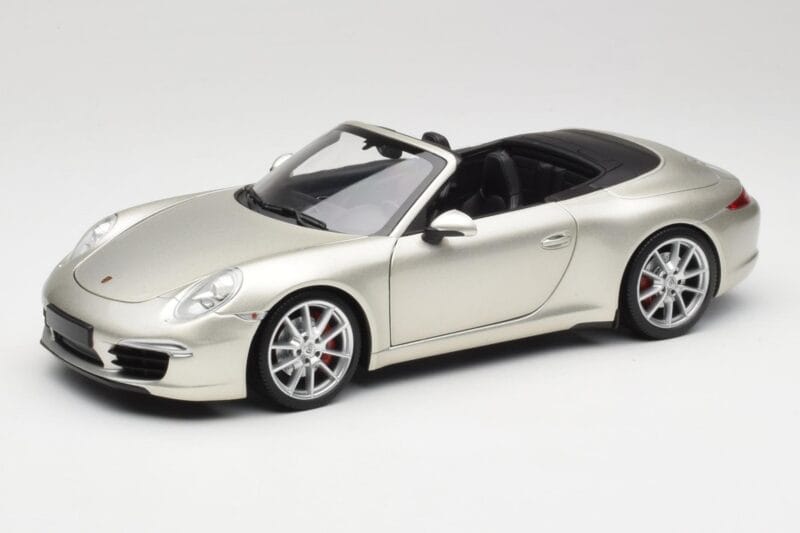 Porsche 911 991 Carrera S Кабриолет GT Сребрист Металик Minichamps 1:18 100061030 Метал