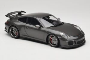 Porsche 911 991 GT3 Grey Metallic Minichamps 1:18 110062720 Метал — снимка 6 от 8
