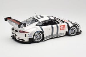 Porsche 911 991 GT3 R #911 2015 Minichamps 1:18 155156000 Метал — снимка 2 от 6