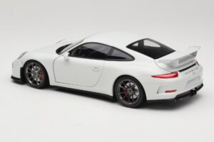 Porsche 911 991 GT3 Бял Със Сребристи Джанти Minichamps 1:18 113062721 Метал — снимка 7 от 8