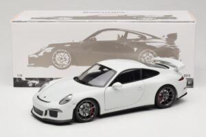 Porsche 911 991 GT3 Бял Със Сребристи Джанти Minichamps 1:18 113062721 Метал — снимка 8 от 8