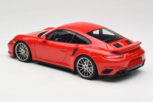 Porsche 911 991 Turbo S Guards Red Minichamps 1:18 110067122 Метал — снимка 7 от 8