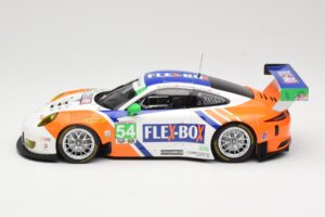 Porsche 911 991.1 GT3 R Core Autosport #54 J. Bennett / C. Braun / P. Long / N. Jonsson 24 Hours of Daytona 2017 Minichamps 1 — снимка 3 от 6
