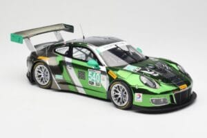 Porsche 911 991.1 GT3 R #540 Black Swan Racing P. Long / T. Pilgrim 24h Daytona 2016 Minichamps 1:18 155166540 Метал — снимка 4 от 6