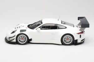 Porsche 911 991.1 GT3 R Бял Със Сребристи Джанти Minichamps 1:18 153166000 Метал — снимка 3 от 6