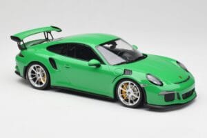 Porsche 911 991.1 GT3 RS Lizard Зелен & Сребристи Джанти Minichamps 1:18 153066229 Метал — снимка 4 от 6