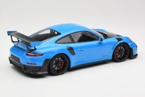 Porsche 911 991.2 GT2 RS Син с Черни Джанти Minichamps 1:18 155068308 Метал — снимка 2 от 6