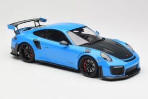 Porsche 911 991.2 GT2 RS Син с Черни Джанти Minichamps 1:18 155068308 Метал — снимка 4 от 6