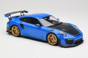Porsche 911 991.2 GT2 RS Син със Златни Джанти Minichamps 1:18 155068302 Метал — снимка 4 от 6