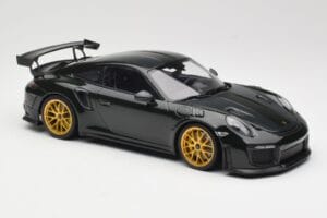 Porsche 911 991.2 GT2 RS Зелен Weissach Package Златни Джанти Minichamps 1:18 155068306 Метал — снимка 4 от 6