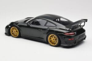 Porsche 911 991.2 GT2 RS Зелен Weissach Package Златни Джанти Minichamps 1:18 155068306 Метал — снимка 5 от 6