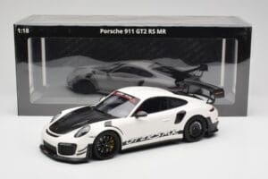 Porsche 911 991.2 GT2 RS Manthey Racing Бял Minichamps 1:18 MR-911-GT3RS-1802-W Метал — снимка 6 от 6