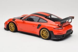Porsche 911 991.2 GT2 RS Оранжев Weissach Package Златни Джанти Minichamps 1:18 155068305 Метал — снимка 5 от 6