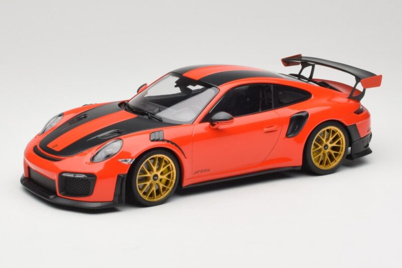 Porsche 911 991.2 GT2 RS Оранжев Weissach Package Златни Джанти Minichamps 1:18 155068305 Метал