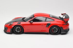 Porsche 911 GT2 RS 991.2 Червен Черни Джанти Minichamps 1:18 155068307 Метал — снимка 3 от 6