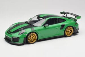 Porsche 911 991.2 GT2 RS Weissach Package British Racing Зелен & Златни Джанти Minichamps 1:18 153068318 Метал