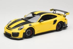 Porsche 911 991.2 GT2 RS Weissach Package Жълт с Черни Джанти Minichamps 1:18 155068311 Метал
