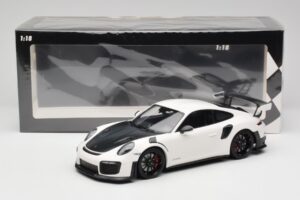 Porsche 911 991.2 GT2 RS Бял Minichamps 1:18 155068301 Метал — снимка 6 от 6