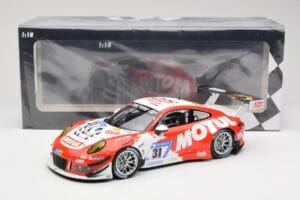 Porsche 911 991.2 GT3 R #31 Frikadelli Racing K. Bachler / M. Christensen 24 Hours of Nurburgring 2017 Minichamps 1:18 155176 — снимка 6 от 6