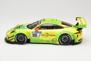 Porsche 911 991.2 GT3 R #911 Manthey Racing R. Dumas / F. Makowiecki 24 Hours of Nurburgring 2017 Minichamps 1:18 155176911 М — снимка 3 от 6