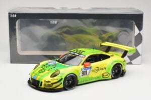 Porsche 911 991.2 GT3 R #911 Manthey Racing R. Dumas / F. Makowiecki 24 Hours of Nurburgring 2017 Minichamps 1:18 155176911 М — снимка 6 от 6