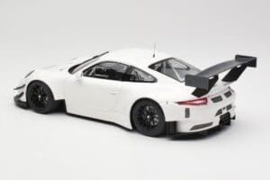 Porsche 911 991.2 GT3 R Бял с Черни Джанти Minichamps 1:18 155186900 Метал — снимка 5 от 6