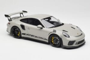 Porsche 911 991.2 GT3 RS Chalk Wording Черни Джанти Minichamps 1:18 153068230 Метал — снимка 4 от 6