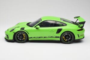 Porsche 911 991.2 GT3 RS Зелен GT Spirit 1:12 GT917 Смола — снимка 3 от 6
