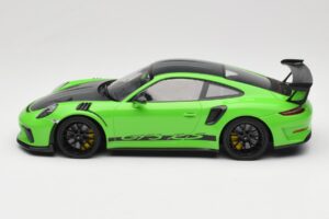 Porsche 911 991.2 GT3 RS Weissach Package Зелен Minichamps 1:18 153068233 Метал — снимка 3 от 6
