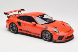 Porsche 911 991.2 GT3 RS Lava Orange & Сребристи Джанти Minichamps 1:18 155068225 Метал — снимка 4 от 6
