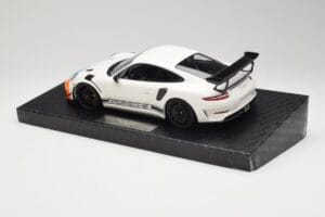 Porsche 911 991.2 GT3 RS Manthey Racing Бял & Синьо & Оранжев Minichamps 1:18 MR-911-GT3RS-1805 Метал — снимка 5 от 6