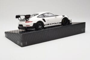 Porsche 911 991.2 GT3 RS Manthey Racing Бял Minichamps 1:18 MR-911-GT3RS-1801 Метал — снимка 3 от 6