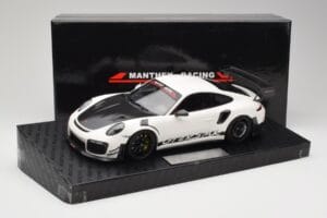 Porsche 911 991.2 GT3 RS Manthey Racing Бял Minichamps 1:18 MR-911-GT3RS-1801 Метал — снимка 6 от 6